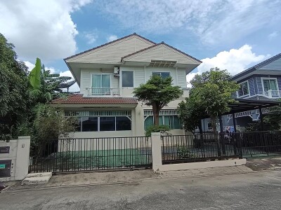 ชลลดา สุวรรณภูมิ-2