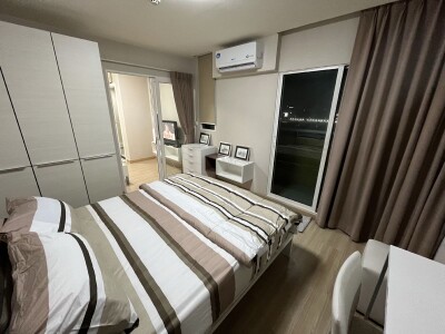 เอ็มโซไซตี้ คอนโดมิเนียม / M Society Condominium