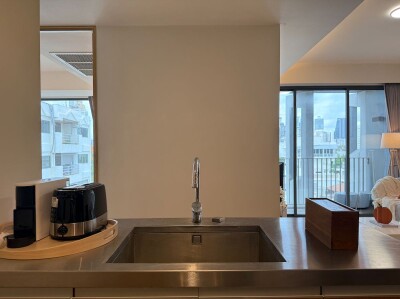 ไซมิส จอยญ่า สุขุมวิท 31 / 📐 ขนาด 68 ตร.ม. 🛏️ 2 ห้องนอน + 🛋️ 1 ห้องนั่งเล่น-8