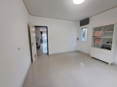 ศุภาลัย การ์เด้นวิลล์ กรุงเทพกรีฑาตัดใหม่ - มอเตอร์เวย์-11