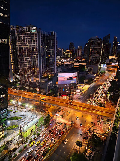 ไอดีโอ โมบิ พระราม 9 / Ideo Mobi Rama 9