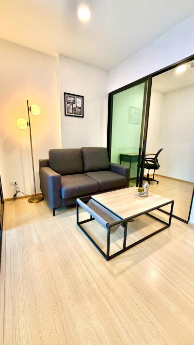 ชีวาทัย ฮอลล์มาร์ค ลาดพร้าว - โชคชัย 4 / Chawathai Hallmark Ladprao - Chokchai 4