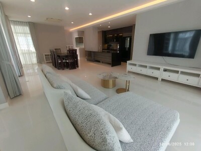 มัณฑนา 2 บางนา กม.7 / เนื้อที่บ้าน 124 ตร.วา เนื้อที่ใช้สอย 335 ตร.เมตร