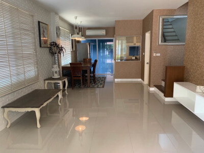 ทาวน์ อเวนิว พระราม 9-3