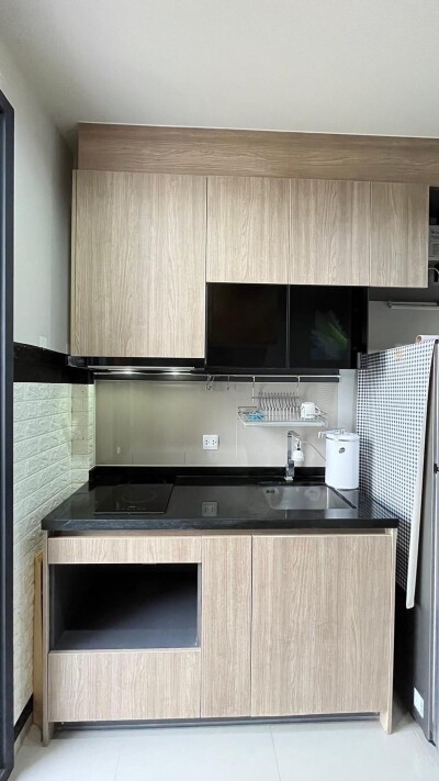 เดอะ ไลน์ วงศ์สว่าง / 1 ห้องน้ำ  1 ห้องครัว  ขนาด 32 ตรม.