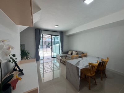 พลีโน่ สุขุมวิท - บางนา 2 / Pleno Sukhumvit - Bangna 2-4