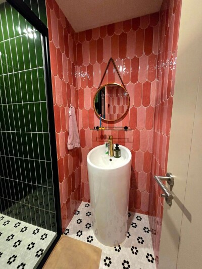 เดอะ เบส เพชรบุรี - ทองหล่อ / THE BASE Phetchaburi - Thonglor