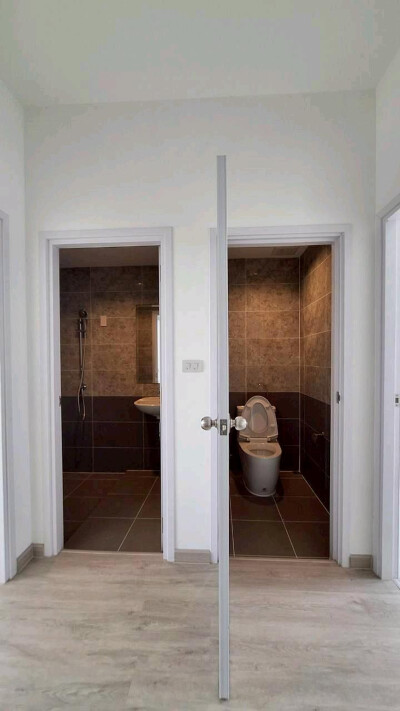 เอ็มไลฟ์ ลำลูกกา - คลอง 4