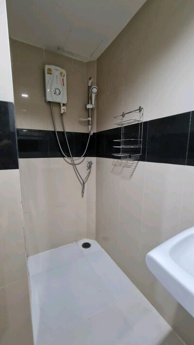 ไอริส แอเวนิว อ่อนนุช – วงแหวน / Iris Avenue Onnut – Wongwan