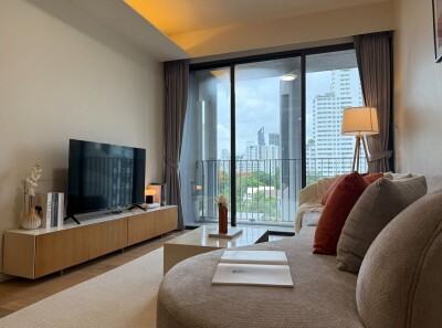 ไซมิส จอยญ่า สุขุมวิท 31 / 📐 ขนาด 68 ตร.ม. 🛏️ 2 ห้องนอน + 🛋️ 1 ห้องนั่งเล่น-2