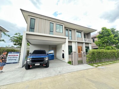 ไซมิส โฮล์ม พหลฯ - วิภาวดี / บ้านเดี่ยว 2 ชั้น  4 ห้องนอน  5 ห้องน้ำ