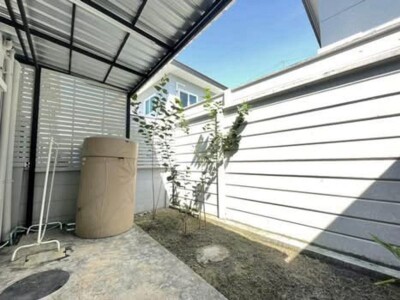 พลีโน่ บางใหญ่ / ทาวน์โฮม 2 ชั้น หน้ากว้าง 5.5 เมตร ที่ดินเริ่มต้น 20.5 ตร.วา 3 ห้องนอน 1 ห้องอเนกประสงค์