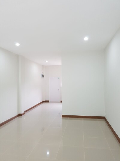 📌 ให้เช่า Home Office 4 ชั้น ย่านอ่อนนุช – ศรีนครินทร์-3