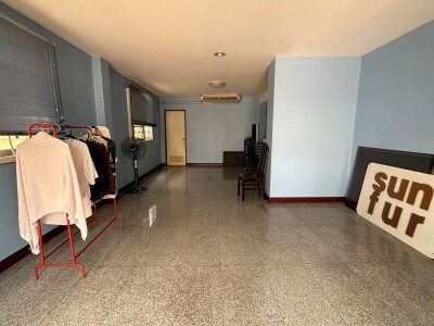 อัพเดทล่าสุด 11/8/2568 : หมู่บ้านประภาวรรณโฮม / 3 ห้องนอน / 5 ห้องน้ำ-12