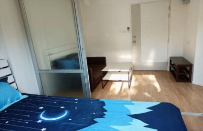 ลุมพินี วิลล์ อ่อนนุช - ลาดกระบัง / 📍 อาคาร C ชั้น 1 วิวสระว่ายน้ำ พร้อมผู้เช่า