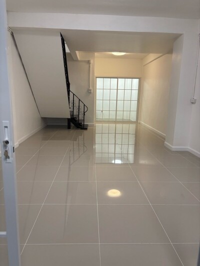 สินทวีวิลล่า รีโนเวทใหม่ พร้อมอยู่ เข้าทาง รพ.บางมด / ✅  ขนาด 16.5 ตร.วา ✅  พื้นที่ใช้สอย 2 ห้องนอน 2 ห้องน้ำ-4