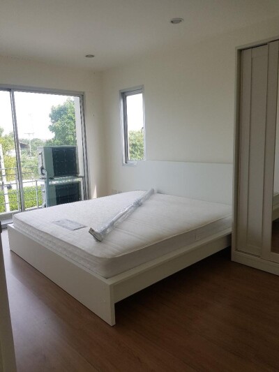 ให้เช่าโฮมออฟฟิศ 3 ชั้น 220 ตารางเมตร  3ห้องนอน 4ห้องน้ำ-6