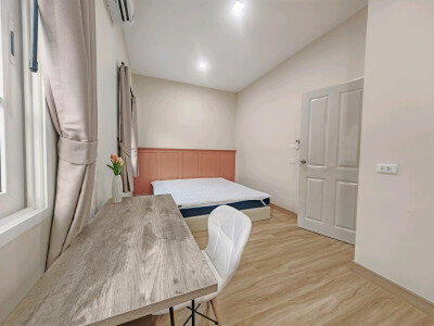 โกลเด้น ทาวน์ ฟิวเจอร์-รังสิต