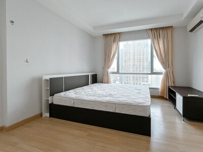 ทรู ทองหล่อ / Thru Thonglor