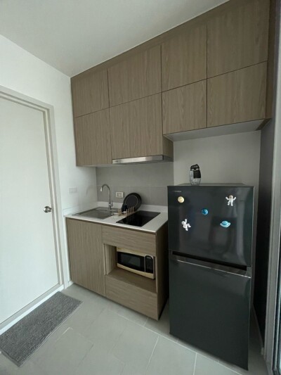 เดอ ลาพีส จรัญ 81 / De Lapis Charan 81-16