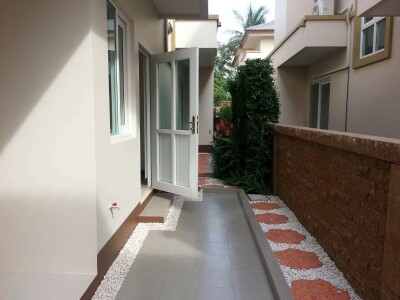 ลัดดารมย์ อิลิแกนซ์ วงแหวน สาทร-15