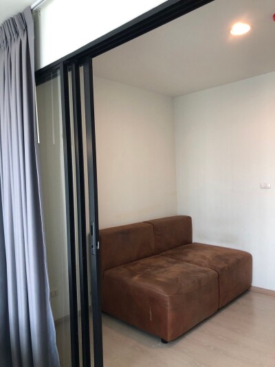 ดิ เอ็กซ์เซล กรูฟ ลาซาล 52 / The Excel Groove Lasalle 52