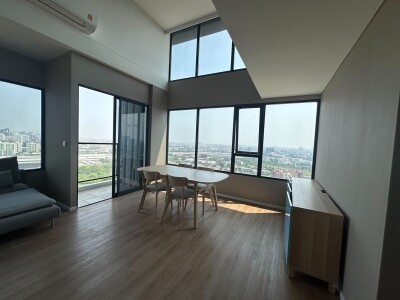 อัปเดตล่าสุด 13/5/2568 : ไซมิส พระราม 9 (แลนด์มาร์ค @MRTA Station) / ห้องขนาด 70 ตรม. ชั้น 18 อาคาร C-3