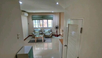 ปริญญดา ฉลองรัช / เนื้อที่ 70 ตร.ว. | พื้นที่ใช้สอยประมาณ 220 ตร.ม.-8