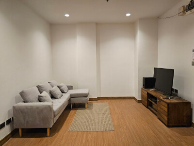 พีจี พระรามเก้า คอนโดมิเนียม / PG RAMA 9 Condominium-1