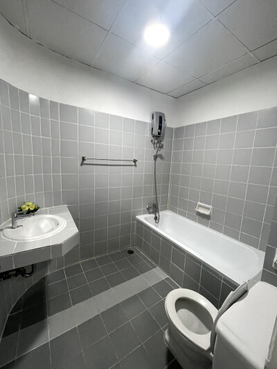 ไทยรงค์ ทาวเวอร์ / Thairong Tower-9