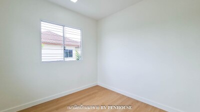 พฤกษาวิลล์ 27 มีนบุรี - สุขาภิบาล 2 / เนื้อที่ : 24 ตารางวา 3 ห้องนอน 2 ห้องน้ำ 1 ที่จอดรถ 1 ห้องครัว 1 ห้องรับแขก