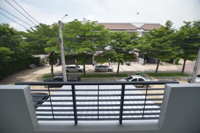 บ้านกลางเมือง เอสเซ้นส์ อ่อนนุช - วงแหวน / บ้านหน้ากว้าง 5 ม. ที่ดิน 21.30 ตรว. พื้นที่ใช้สอย 167 ตรม.-8