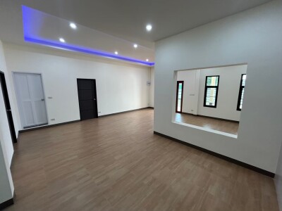 อัพเดตล่าสุด 18/10/2568 : หมู่บ้านเสรี อ่อนนุช 📍 ซอยอ่อนนุช 70/1 แยก 2 ซอย 9 บี-24