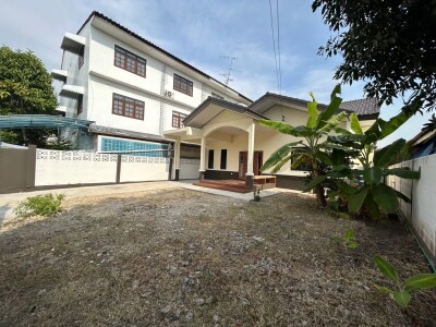 อัพเดตล่าสุด 18/10/2568 : หมู่บ้านเสรี อ่อนนุช 📍 ซอยอ่อนนุช 70/1 แยก 2 ซอย 9 บี-3