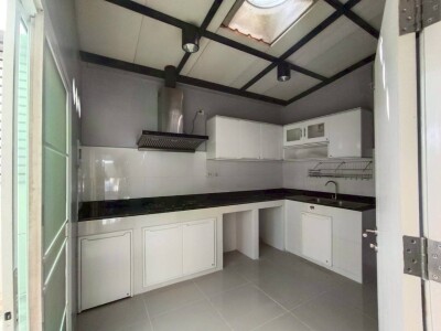 ชวนชื่น ทาวน์ รังสิต คลอง 1