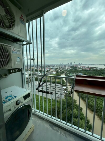 อัพเดทล่าสุด  21/1/2569  : เดอะทรัสต์ @ BTS เอราวัณ / The Trust @ BTS Erawan-20