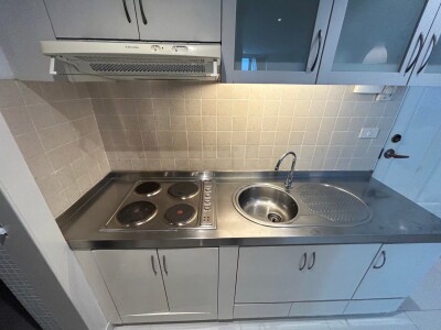 ห้องให้เช่า – โนเบิล เฮ้าส์ พญาไท  ราคาเช่า: 18,000 บาท/เดือน   ขนาดห้อง: 46 ตร.ม.-12