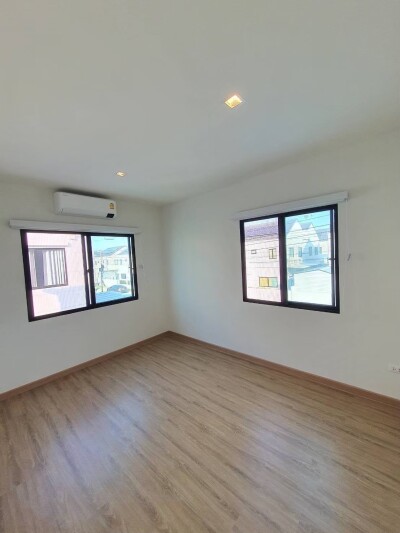 🔥🔥ให้เช่า หมู่บ้านเสนาวิลเลจ กม.9 (หน้าบ้านทิศใต้)