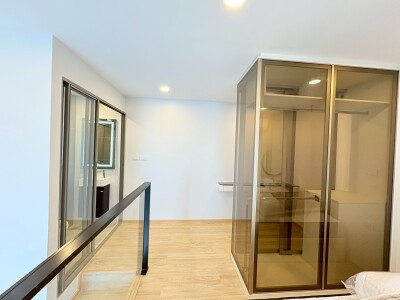 เอสคิว สุขุมวิท 101/1 / ESQUE Sukhumvit 101/1-5