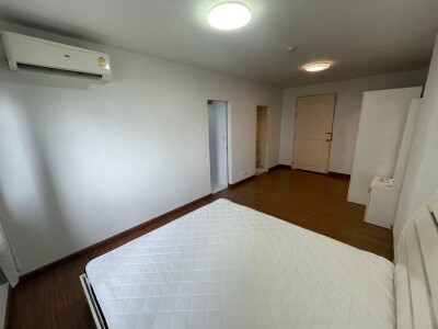 เดอะ ซีซันส์ ศรีนครินทร์ / 32 ตร.ม. ตึก C ชั้น 5-3