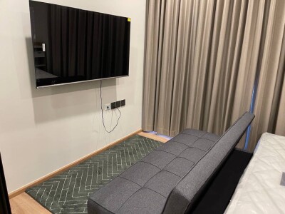 โนเบิล อราวน์ อารีย์ / Noble Around Ari-1