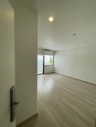 อาคิน วิภาวดี / 270 ตรม. *-6