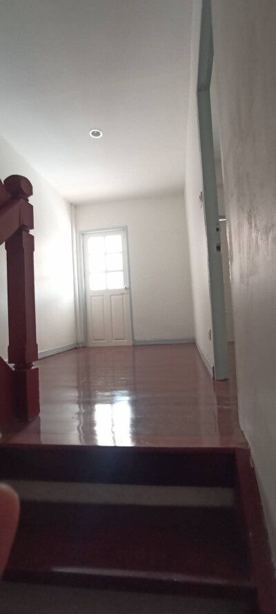 โฮมทาวน์ ออฟฟิส ย่านลาดพร้าว ซอย 128/1 ตรงข้าม ซ.101-10