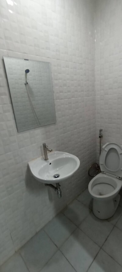 โฮมทาวน์ ออฟฟิส ย่านลาดพร้าว ซอย 128/1 ตรงข้าม ซ.101-12