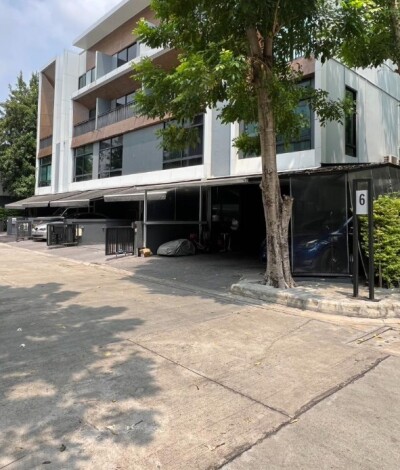 ทาวน์โฮม อาร์เด้น พระราม 3 / 185 ตารางเมตร   อนุญาตเลี้ยงสัตว์-1