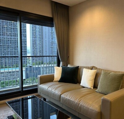 เดอะ โพลิแทน รีฟ / The Politan Rive