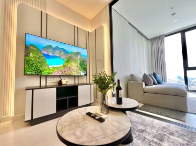 แมสซารีน รัชโยธิน / Mazarine Ratchayothin