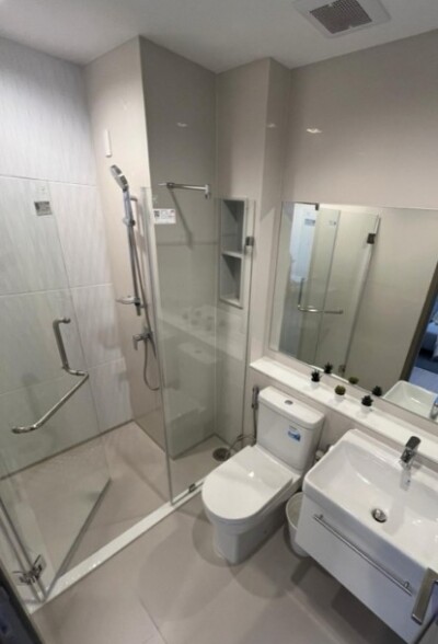 ไลฟ์ อโศก ไฮป์ / Life Asoke Hype-7