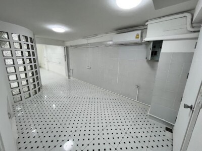 🌟 ให้เช่า อาคารพาณิชย์ รีโนเวทใหม่ ใกล้มหาวิทยาลัยหอการค้าไทย (UTCC) 🌟-14