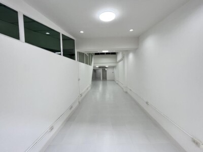 🌟 ให้เช่า อาคารพาณิชย์ รีโนเวทใหม่ ใกล้มหาวิทยาลัยหอการค้าไทย (UTCC) 🌟-7